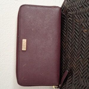 Kate Spade Neda Laurel Way Wallet